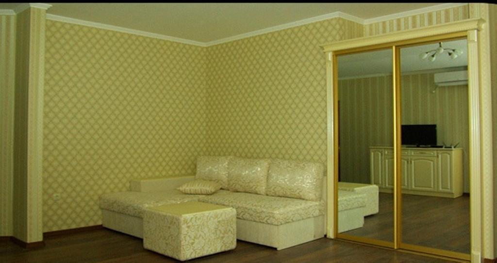 Hotel Deluxe Horodenka Δωμάτιο φωτογραφία